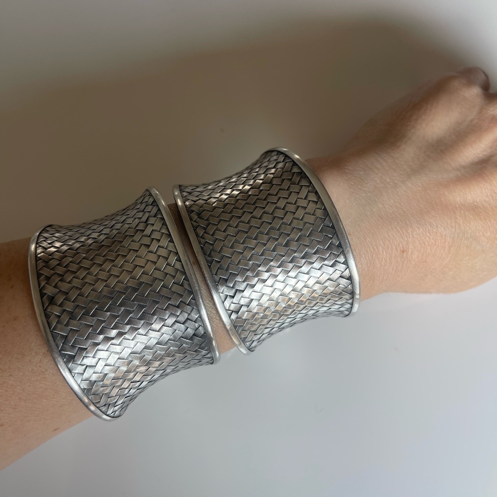 Satya Jewelry Medium Silver Basketweave Bracelet Cuff Set of 2